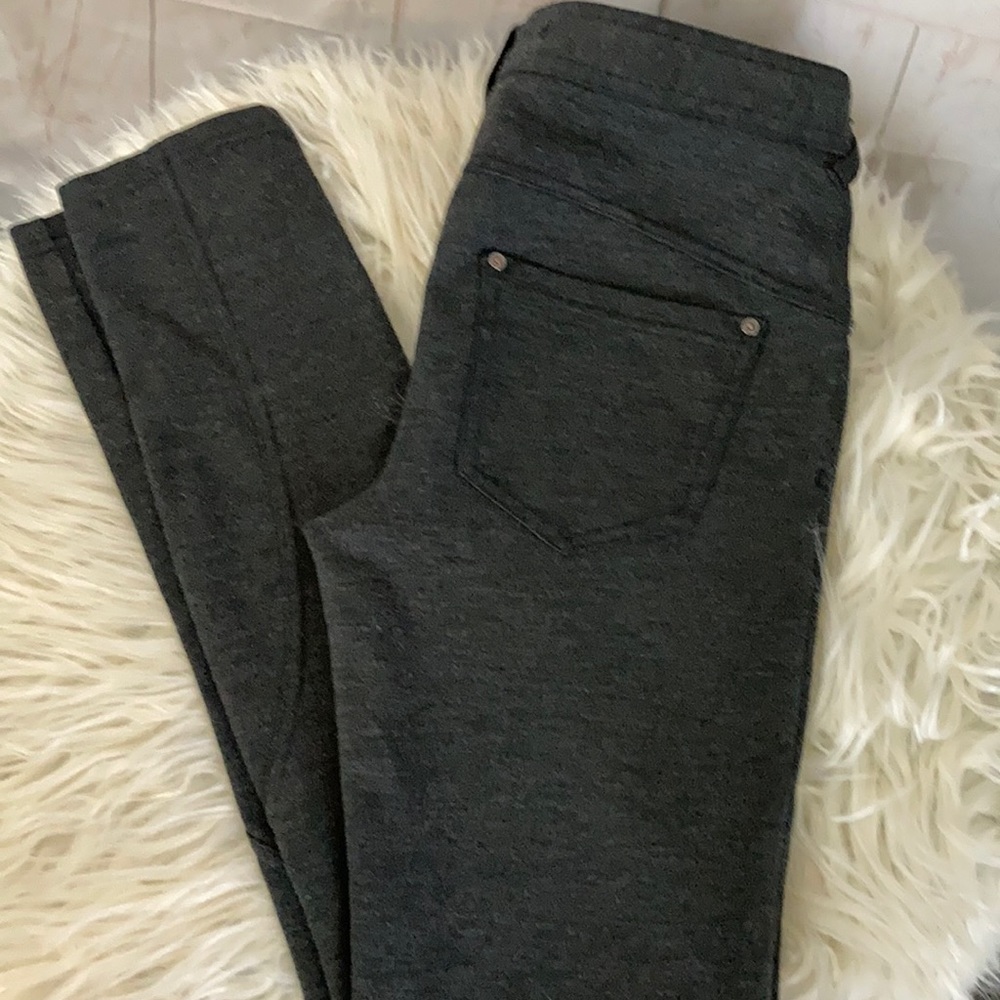 Free People Sz 25 Jeggings Skinny Stretch Jeans to wear with Tall boots